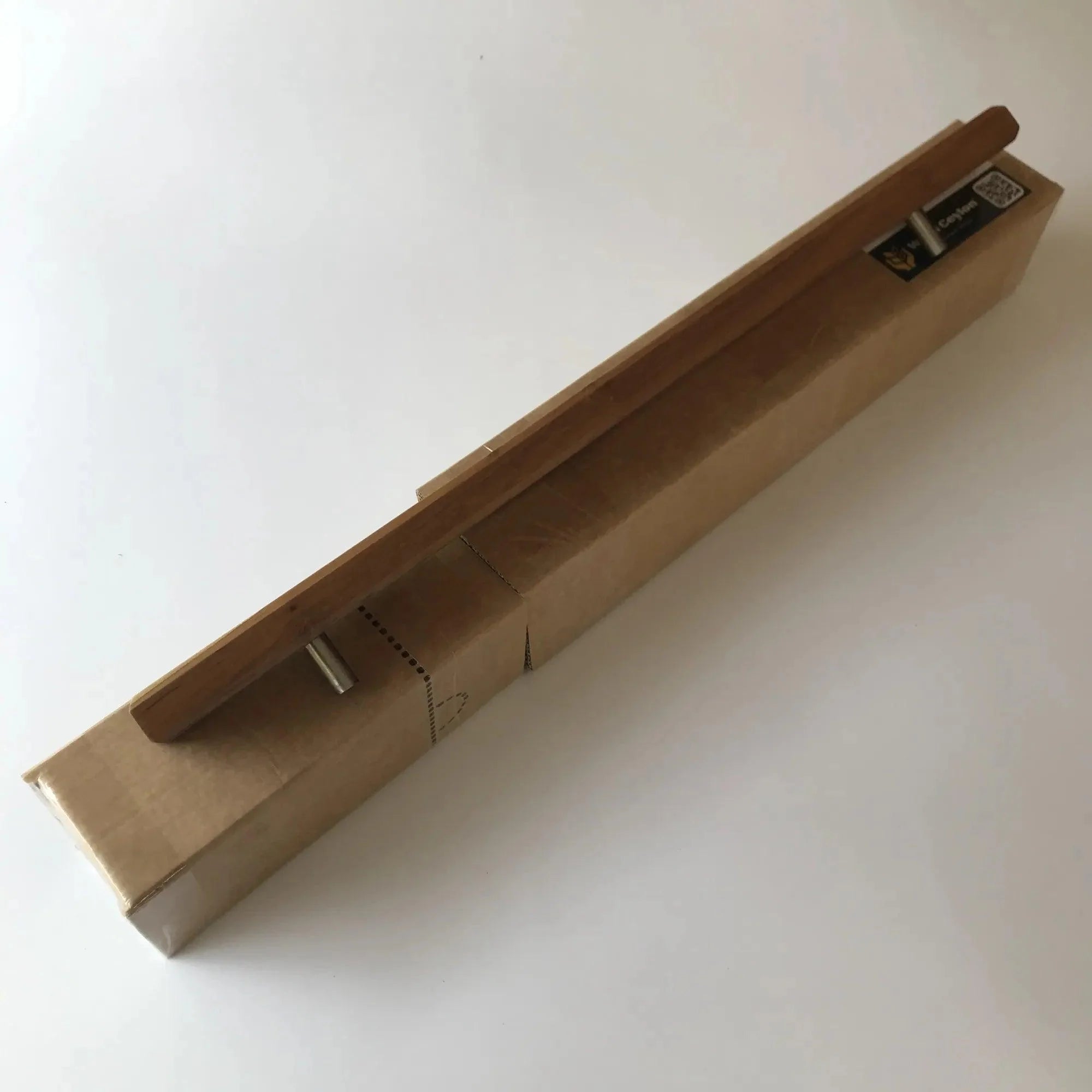 Wood Ceylon large wooden door handle mounted on packaging box with metal fittings